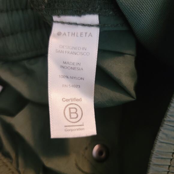 Athleta Expedition Short Green Black Strip Side Shorts 2 - Picture 5 of 5